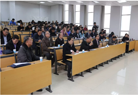 鴻德學院舉行2018年度處級干部考核述職大會